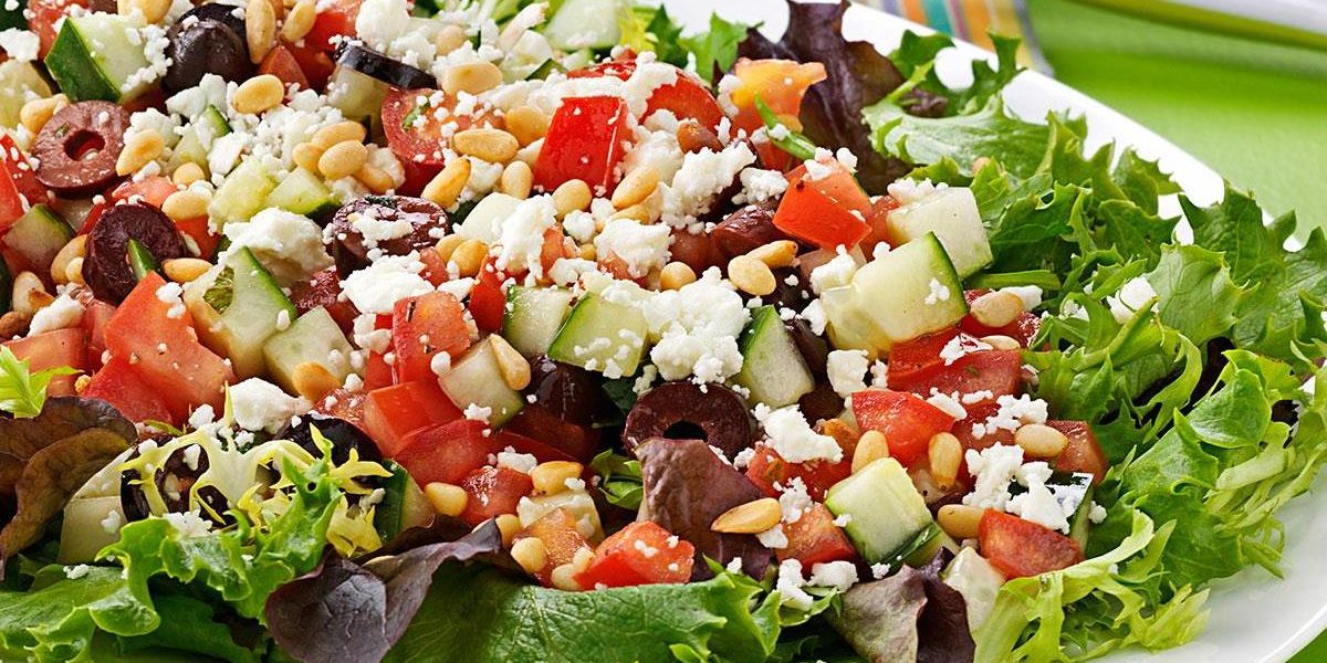 Fresh-Tomato—Cucumber-Salad_exps89305_SD1999448D02_22_1bC_RMS